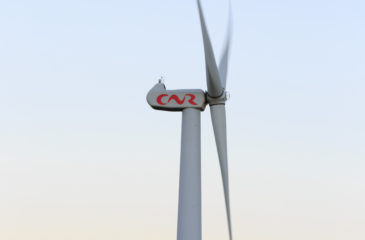 France, Vaucluse (84), Bollene, Parc eolien sur le site industrialo portuaire