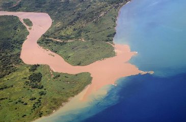 Etreinte_des_Eaux,_Le_Lac_Tanganyika_et_la_Rivière_Rusizi